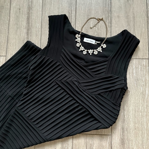 Calvin Klein Bodycon LBD Sleeveless Dress Black Side Zip Stretch Ribbed Party - Picture 8 of 8